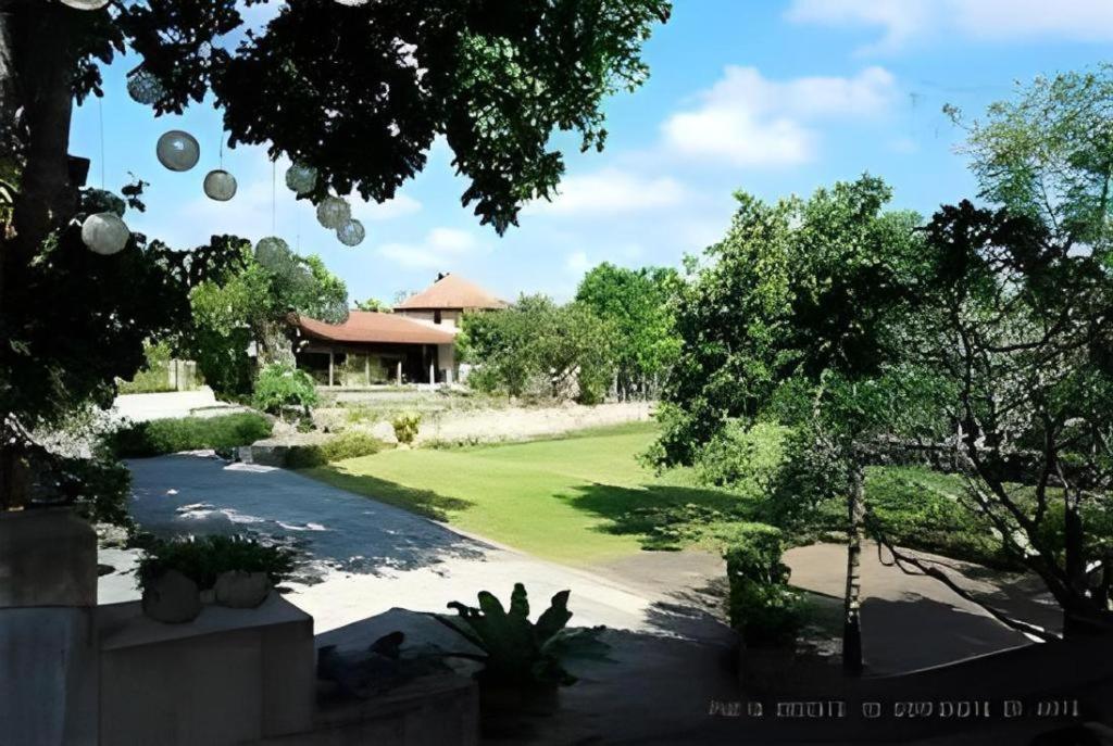 ホテル Hacienda Isabella タガイタイ エクステリア 写真